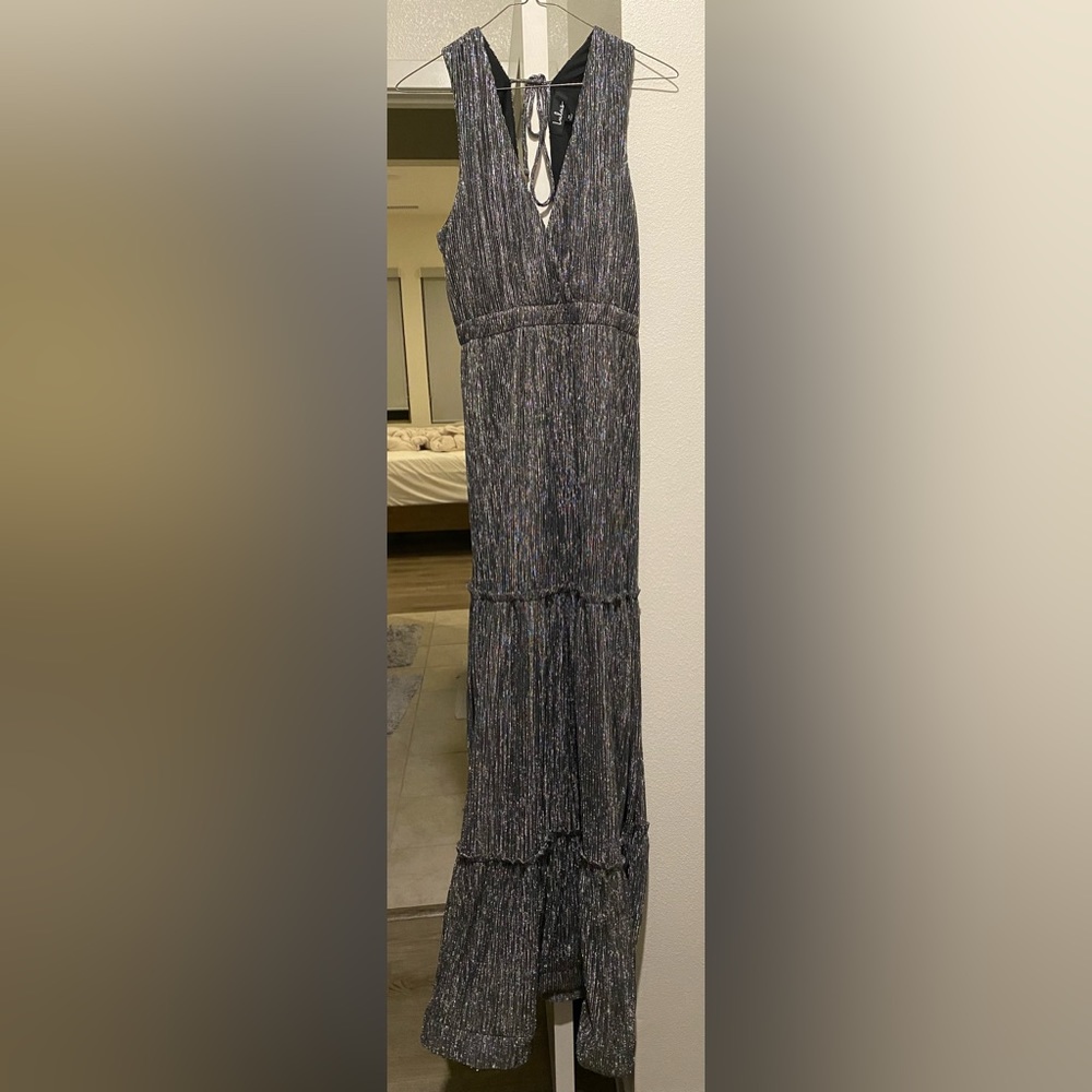 Lulu’s Formal Maxi Metallic Silver Medium